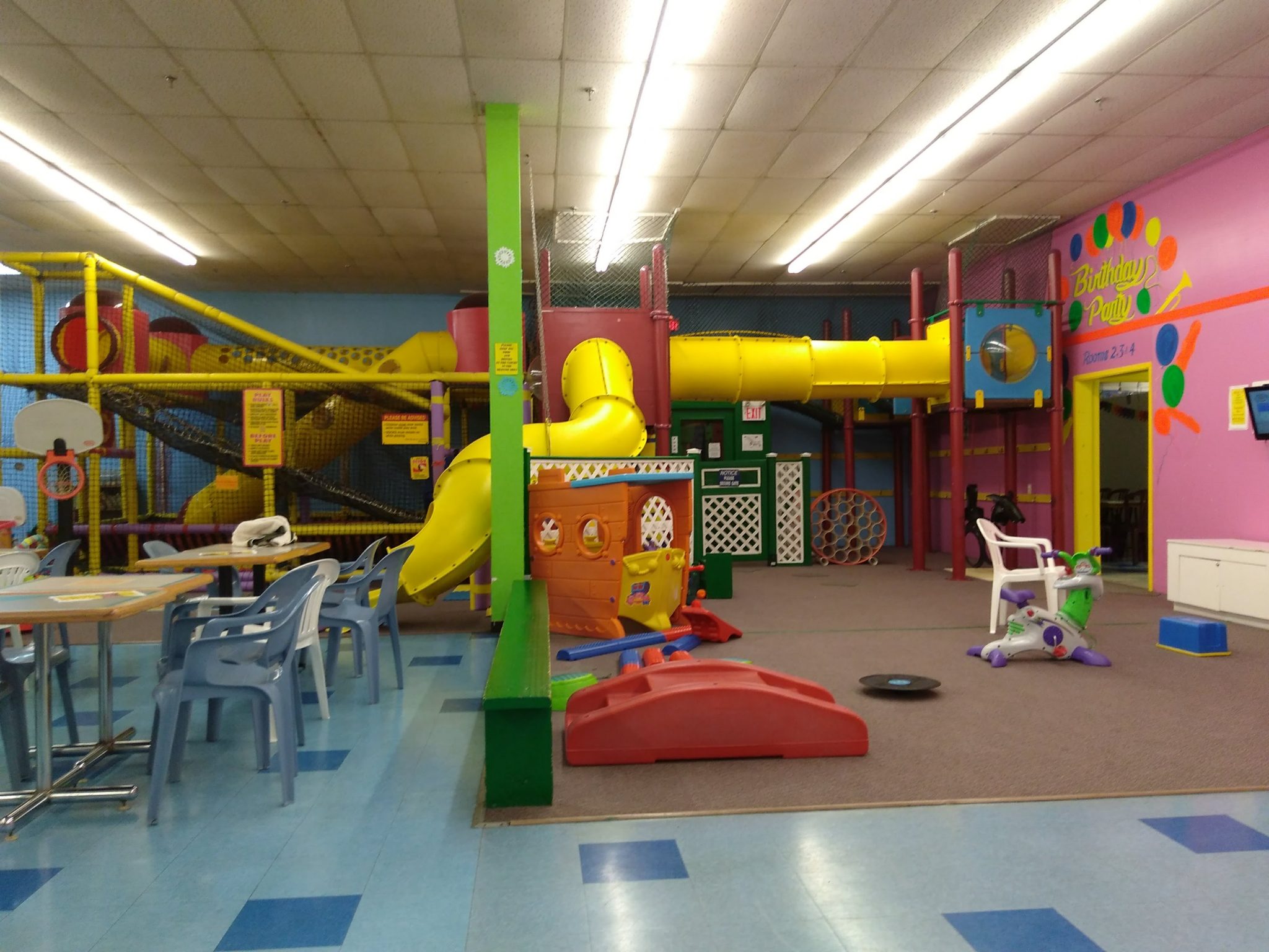 Fun for Youth and Teens at Roo's Playhouse in the Greenwood Mall